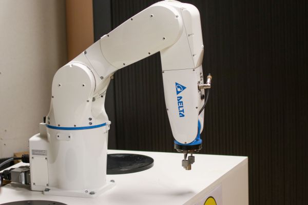 Revolutionizing uk manufacturing: essential approaches for effortless ai integration